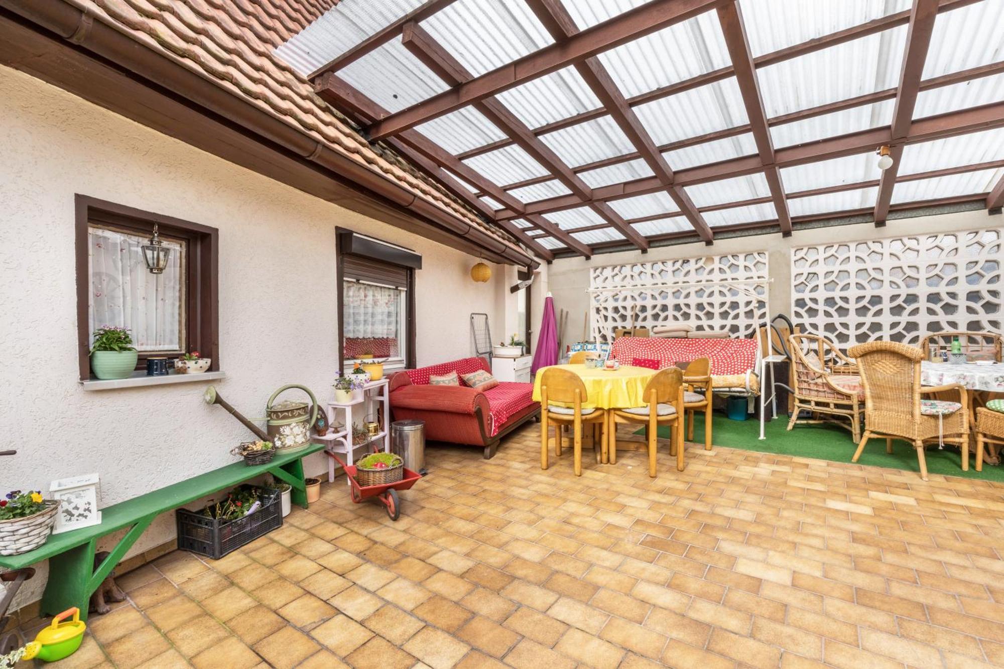 Apartmenthaus Sila * Вайнштадт